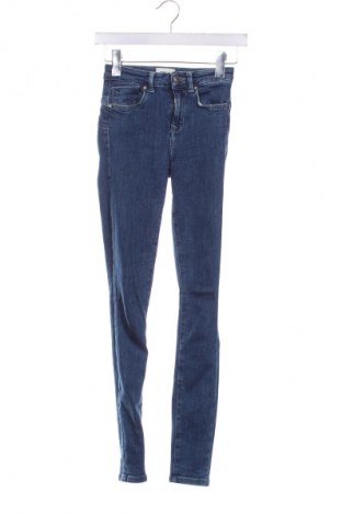 Damskie jeansy ONLY, Rozmiar XXS, Kolor Niebieski, Cena 46,99 zł