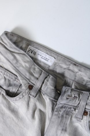 Дамски дънки Zara, Размер XS, Цвят Сив, Цена 18,99 лв.