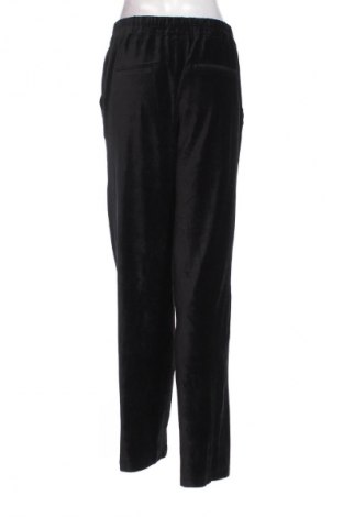 Pantaloni de velvet de femei Free Quent, Mărime M, Culoare Negru, Preț 39,99 Lei