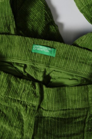 Pantaloni de velvet de femei United Colors Of Benetton, Mărime XS, Culoare Verde, Preț 55,99 Lei