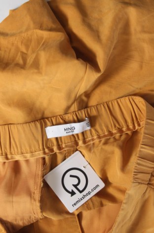 Pantaloni scurți de femei Mango, Mărime L, Culoare Galben, Preț 115,74 Lei