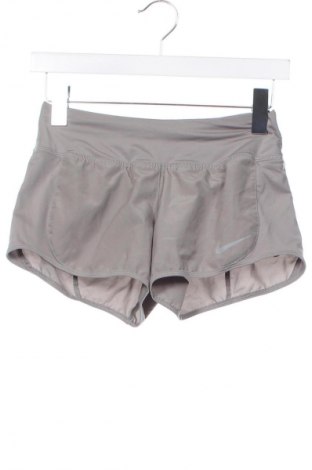 Damen Shorts Nike, Größe XS, Farbe Grau, Preis 11,99 €