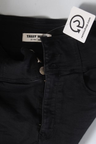 Pantaloni scurți de femei Tally Weijl, Mărime M, Culoare Negru, Preț 37,99 Lei