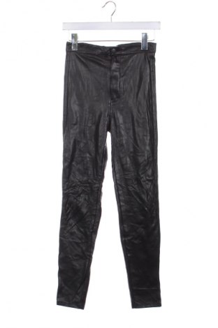 Damskie legginsy Pull&Bear, Rozmiar S, Kolor Czarny, Cena 27,99 zł