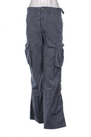 Damenhose Bershka, Größe S, Farbe Grau, Preis 10,99 €