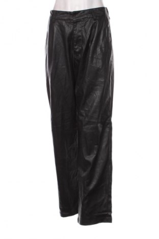 Pantaloni de femei Bershka, Mărime M, Culoare Negru, Preț 28,99 Lei