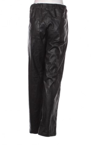 Pantaloni de femei Bershka, Mărime M, Culoare Negru, Preț 28,99 Lei