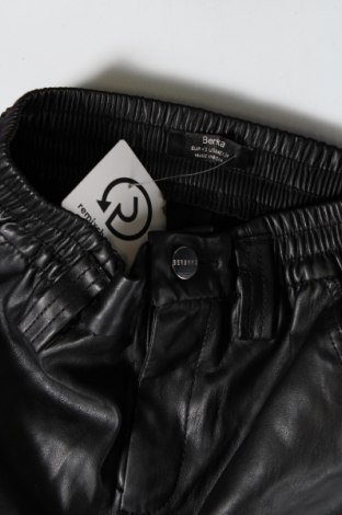 Damenhose Bershka, Größe XS, Farbe Schwarz, Preis € 7,49