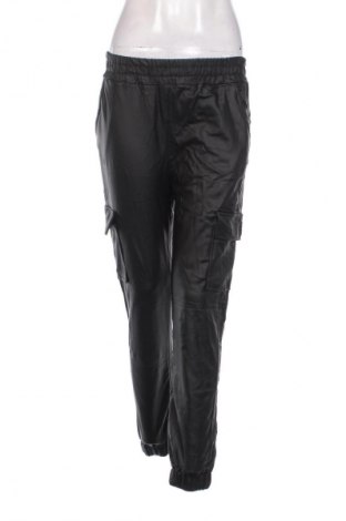 Pantaloni de femei Cherry Koko, Mărime M, Culoare Negru, Preț 38,99 Lei