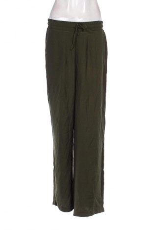 Pantaloni de femei Guido Maria Kretschmer for About You, Mărime S, Culoare Verde, Preț 83,99 Lei