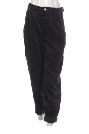 Pantaloni de femei H&M Divided, Mărime M, Culoare Negru, Preț 95,99 Lei