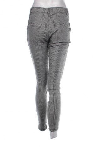 Damenhose Janina, Größe M, Farbe Mehrfarbig, Preis 6,99 €