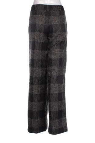 Pantaloni de femei New York & Company, Mărime M, Culoare Multicolor, Preț 23,99 Lei