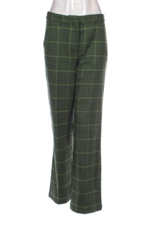 Pantaloni de femei Nice Things Paloma S., Mărime S, Culoare Verde, Preț 81,99 Lei