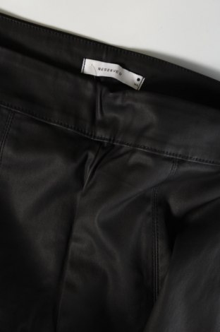 Pantaloni de femei Reserved, Mărime XL, Culoare Negru, Preț 48,99 Lei