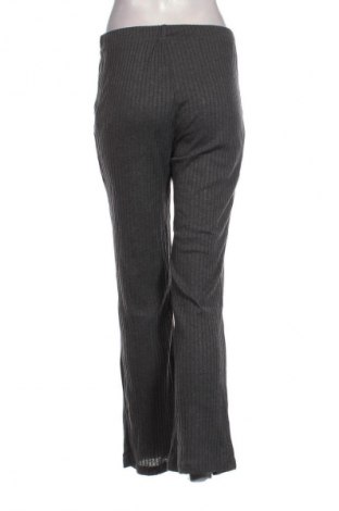 Pantaloni de femei Trendyol, Mărime S, Culoare Gri, Preț 67,99 Lei