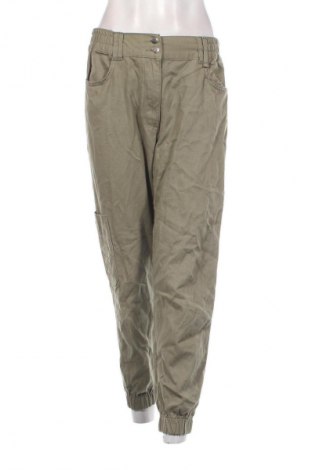 Pantaloni de femei Young, Mărime M, Culoare Verde, Preț 38,99 Lei