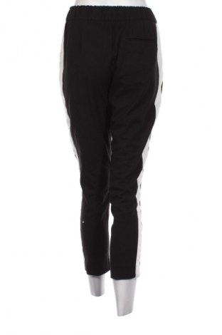 Pantaloni de femei Zara, Mărime S, Culoare Negru, Preț 26,99 Lei