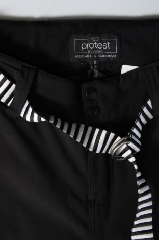 Pantaloni de damă pentru sporturi de iarnă Protest, Mărime S, Culoare Negru, Preț 131,99 Lei