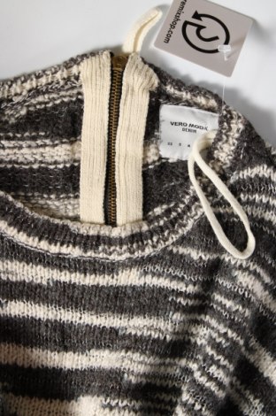 Damski sweter Vero Moda, Rozmiar L, Kolor Kolorowy, Cena 27,99 zł