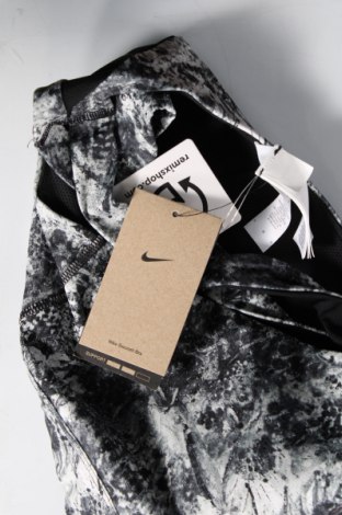 Dámsky športový top  Nike, Veľkosť L, Farba Viacfarebná, Cena  30,49 €