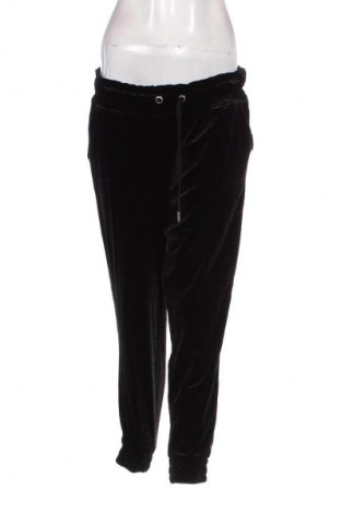 Pantaloni trening de femei Calvin Klein, Mărime M, Culoare Negru, Preț 246,99 Lei