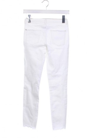 Kinderjeans River Island, Größe 10-11y/ 146-152 cm, Farbe Weiß, Preis € 9,49