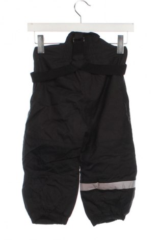 Dětské kalhoty pro zimní sporty  H&M, Velikost 2-3y/ 98-104 cm, Barva Černá, Cena  479,00 Kč