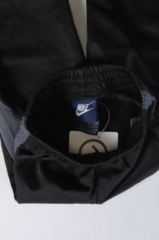 Παιδική κάτω φόρμα Nike, Μέγεθος 9-12m/ 74-80 εκ., Χρώμα Μαύρο, Τιμή 19,99 €