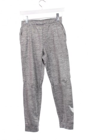 Kinder Sporthose Nike, Größe 12-13y/ 158-164 cm, Farbe Grau, Preis € 21,99