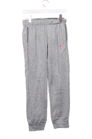 Detské tepláky Nike, Veľkosť 12-13y/ 158-164 cm, Farba Sivá, Cena  17,95 €