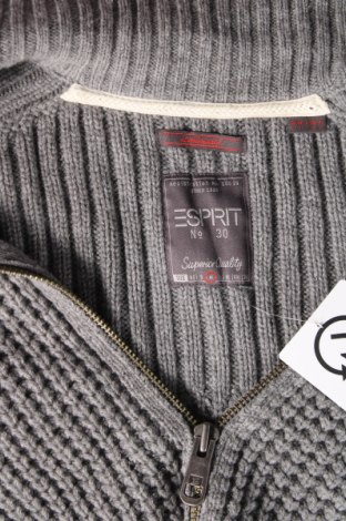 Мъжка жилетка Esprit, Размер XS, Цвят Сив, Цена 31,99 лв.