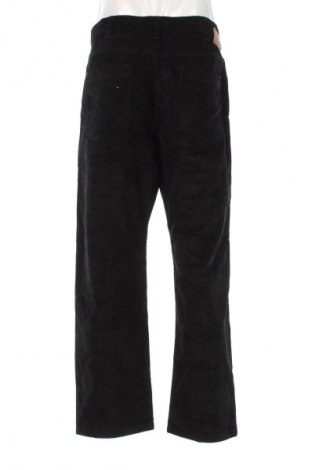 Pantaloni raiați de bărbați Haggar, Mărime L, Culoare Negru, Preț 64,99 Lei