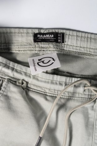 Ανδρικό κοντό παντελόνι Pull&Bear, Μέγεθος XXL, Χρώμα Πράσινο, Τιμή 10,99 €