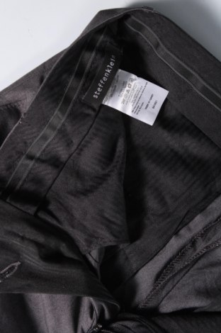 Pantaloni de bărbați Steffen Klein, Mărime M, Culoare Gri, Preț 121,99 Lei