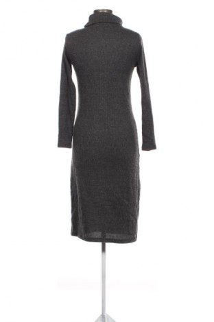 Kleid, Größe S, Farbe Grau, Preis 3,99 €