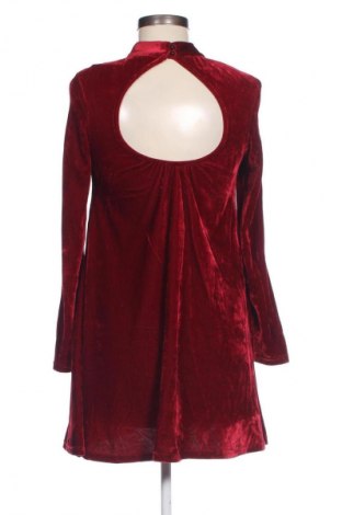 Kleid, Größe S, Farbe Rot, Preis € 10,49