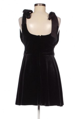 Kleid ASOS, Größe M, Farbe Schwarz, Preis 33,99 €