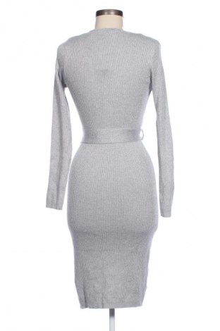 Kleid Esmara, Größe M, Farbe Silber, Preis 13,49 €