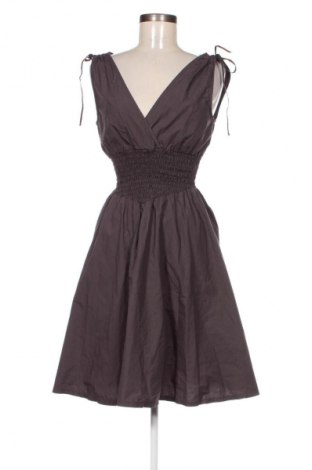 Kleid H&M Divided, Größe M, Farbe Grau, Preis € 27,70