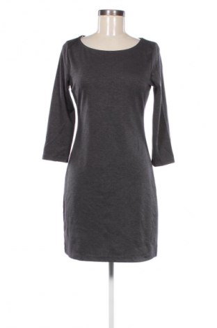 Kleid Old Navy, Größe S, Farbe Grau, Preis 17,49 €