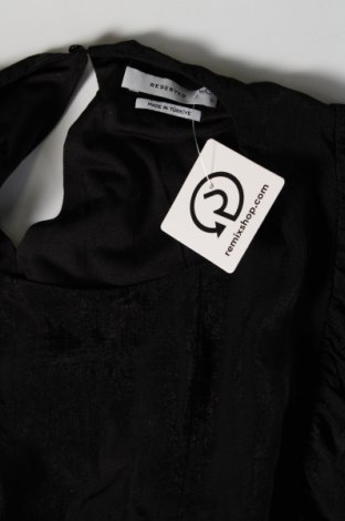 Kleid Reserved, Größe S, Farbe Schwarz, Preis 9,99 €