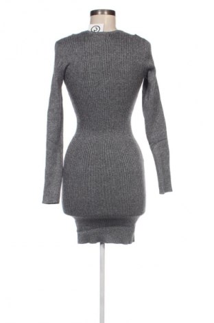 Kleid Revamped, Größe L, Farbe Grau, Preis € 9,49