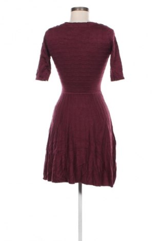 Kleid Xhilaration, Größe XS, Farbe Lila, Preis € 8,49