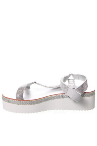 Sandalen Justfab, Größe 38, Farbe Silber, Preis 25,99 €