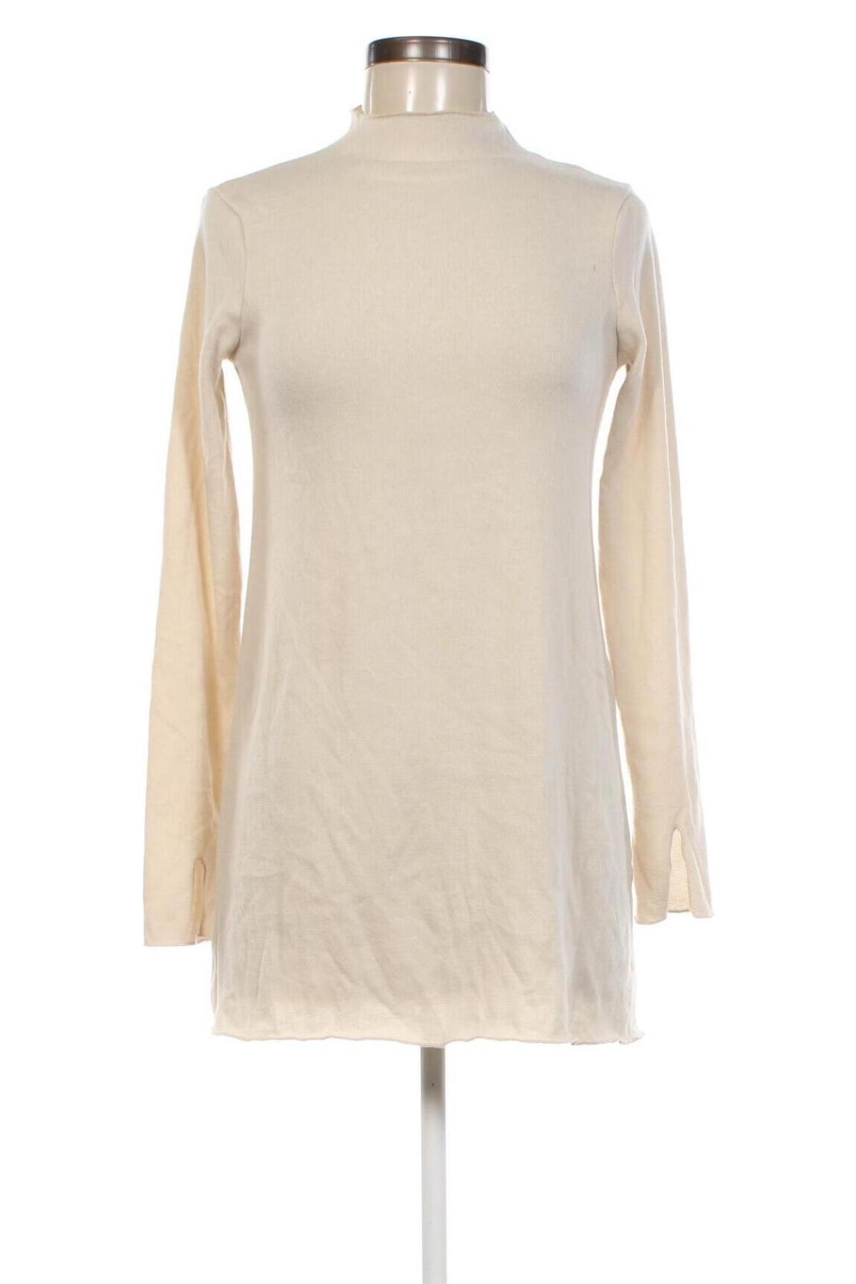 Damen Shirt Stradivarius, Größe S, Farbe Ecru, Preis € 6,99