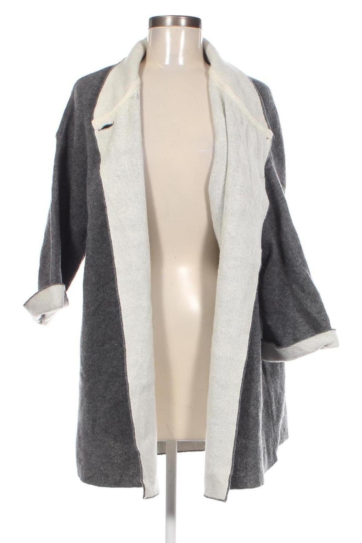 Damen Strickjacke Chiaramente, Größe M, Farbe Grau, Preis € 39,99