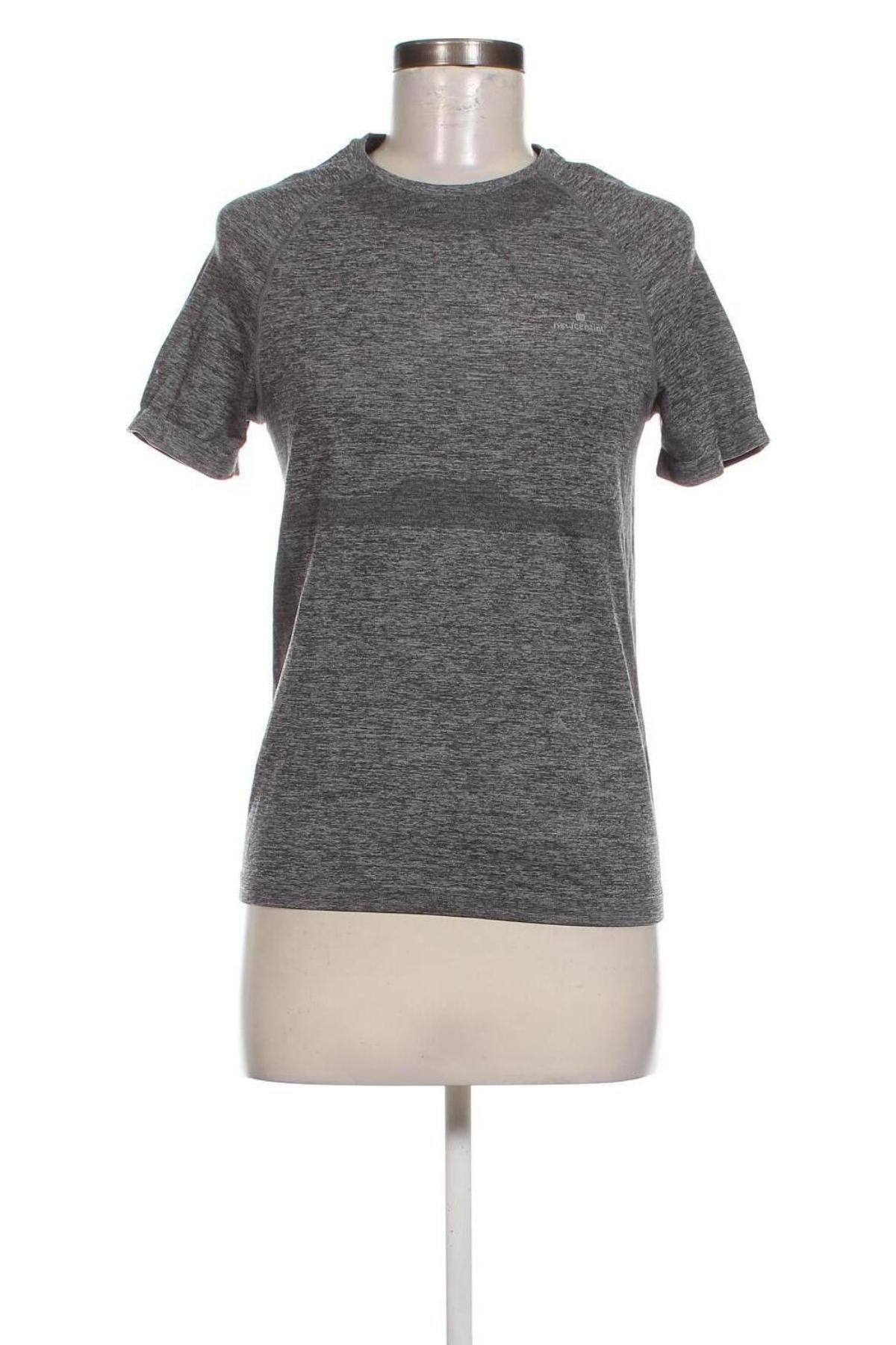 Damen T-Shirt NEWCENTIAL, Größe M, Farbe Grau, Preis € 4,49