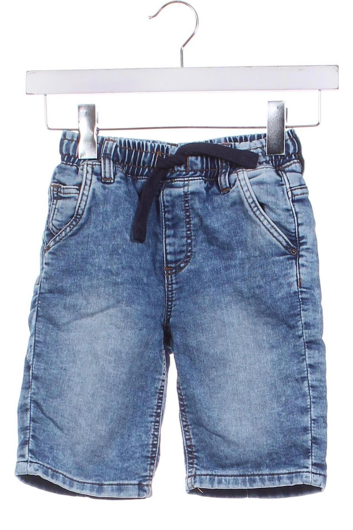 Kinder Shorts Reserved, Größe 4-5y/ 110-116 cm, Farbe Blau, Preis 4,99 €