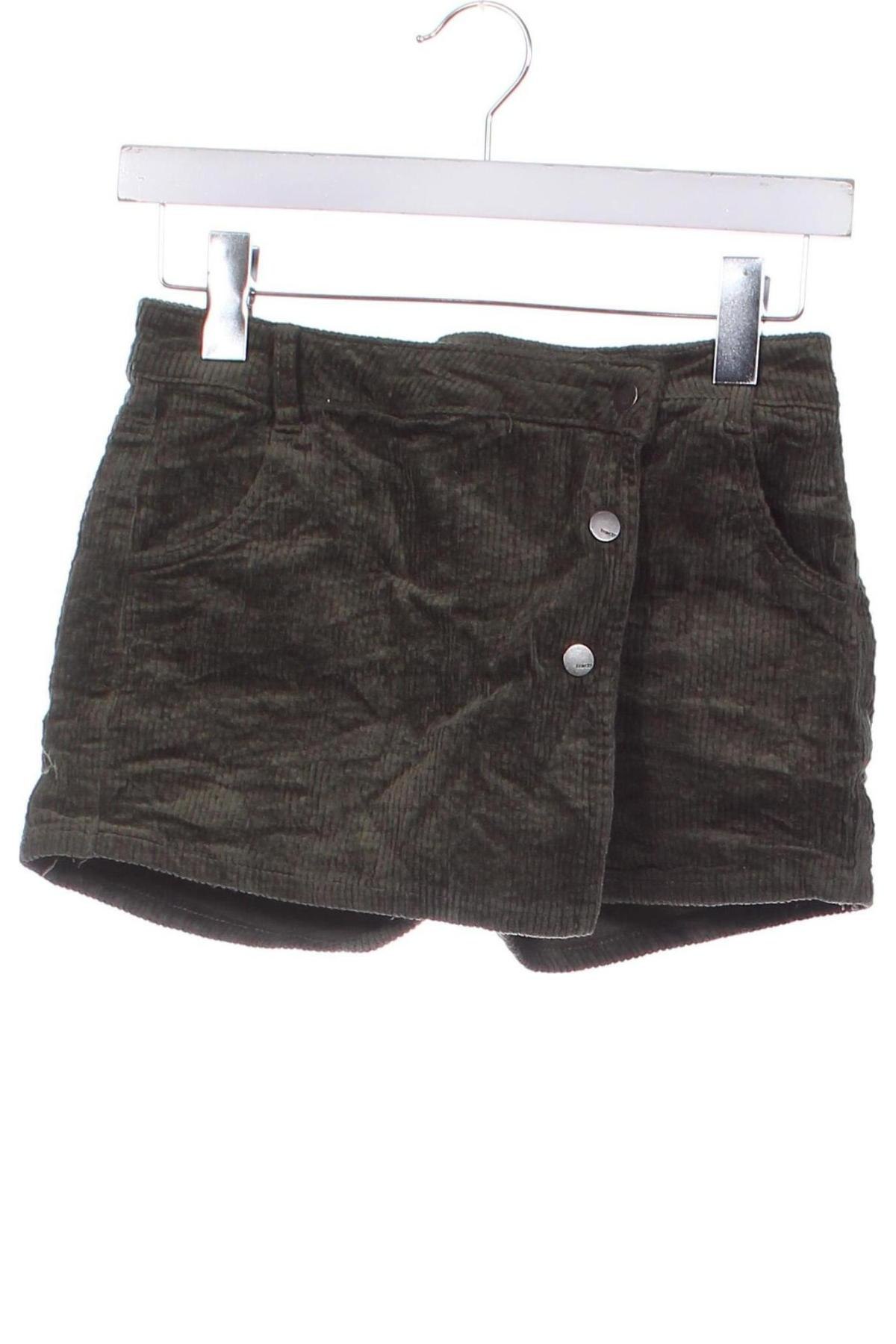 Kinder Shorts Tractr, Größe 11-12y/ 152-158 cm, Farbe Grün, Preis € 9,49